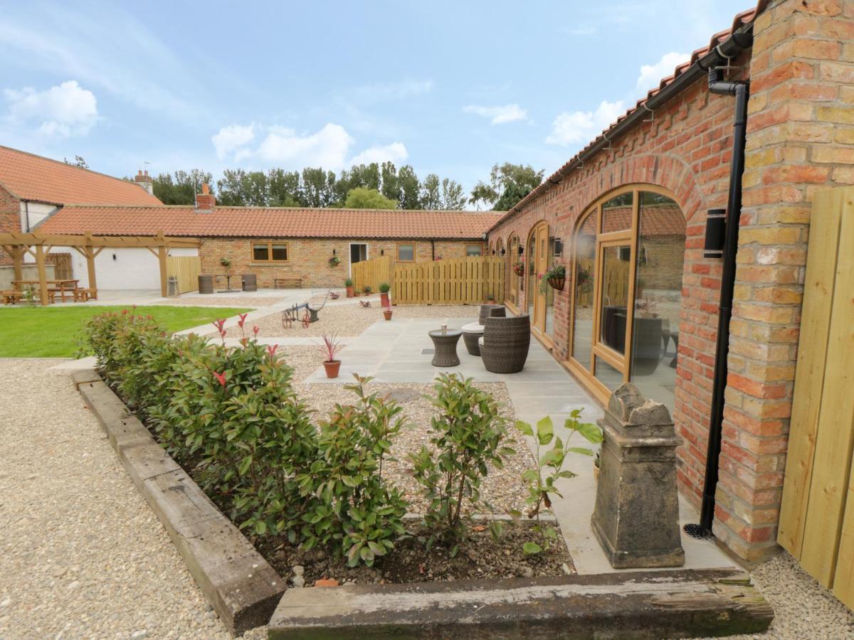 Plough Cottage Driffield Экстерьер фото